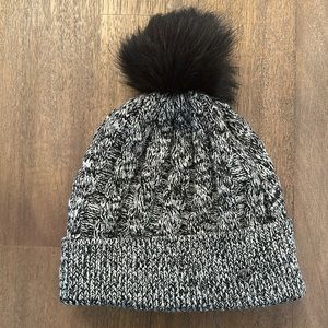 Lululemon Pom Pom Hat
